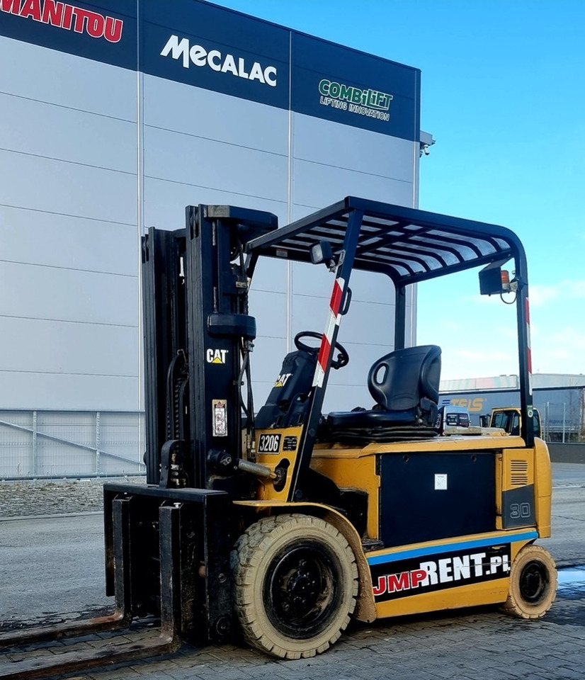 CAT EP 30 K PAC BATTERY YOM2021  - Empilhadeira elétrica: foto 3 CAT EP 30 K PAC BATTERY YOM2021  - Empilhadeira elétrica: foto 3