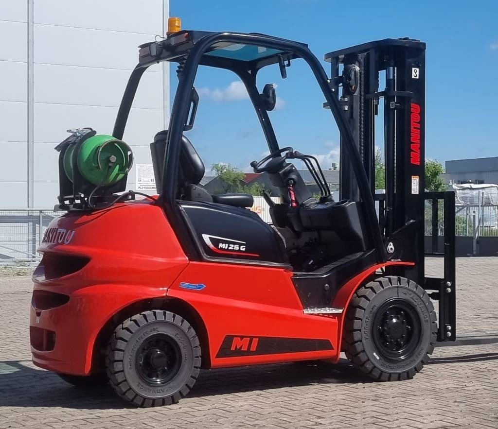 Manitou MI 25 G UNUSED SALE !! - Empilhadeira a gás: foto 5 Manitou MI 25 G UNUSED SALE !! - Empilhadeira a gás: foto 5