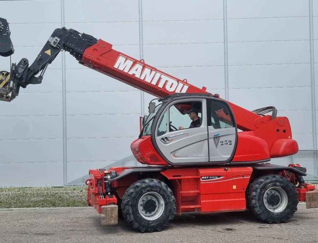 Manitou MRT 2150 Plus Privilege - Empilhador telescópico: foto 1 Manitou MRT 2150 Plus Privilege - Empilhador telescópico: foto 1