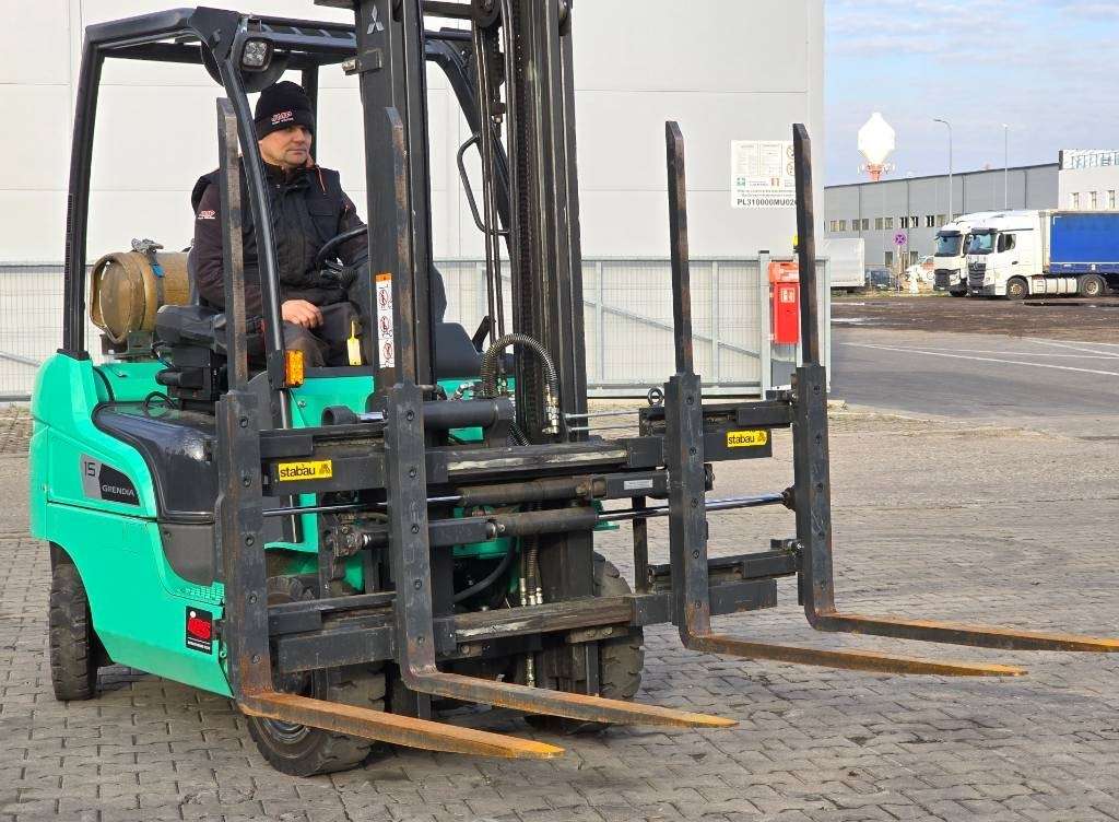 Empilhadeira a gás Mitsubishi FG 15 NT: foto 12
