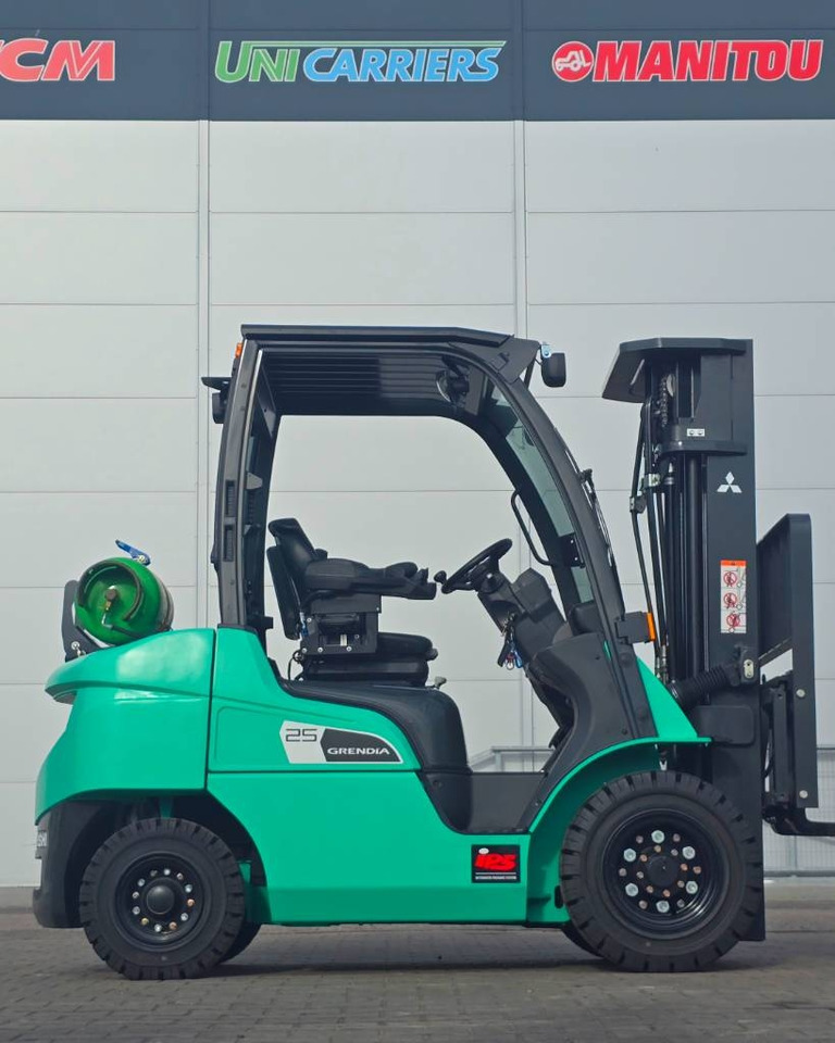 Mitsubishi FG 25 N DEMO like NEW - Empilhadeira a gás: foto 3 Mitsubishi FG 25 N DEMO like NEW - Empilhadeira a gás: foto 3