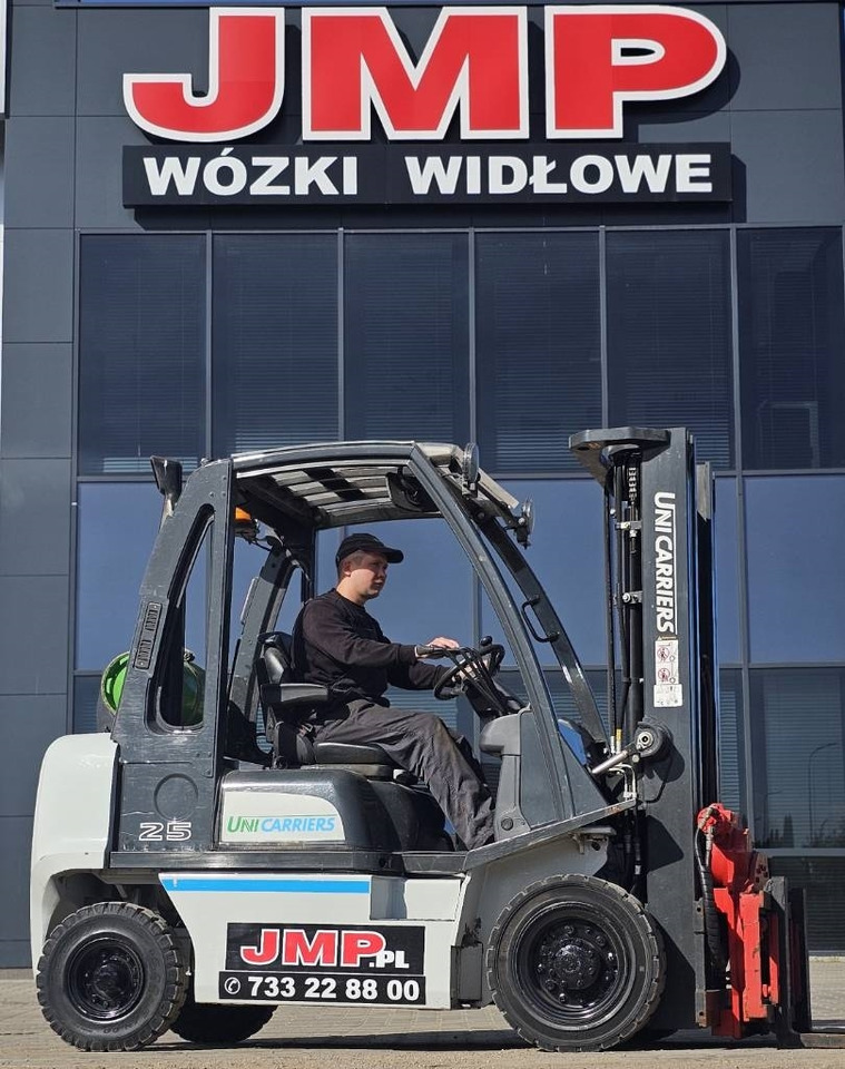 UniCarriers U1D2A25LQ DX25 LPG - Empilhadeira a gás: foto 5 UniCarriers U1D2A25LQ DX25 LPG - Empilhadeira a gás: foto 5