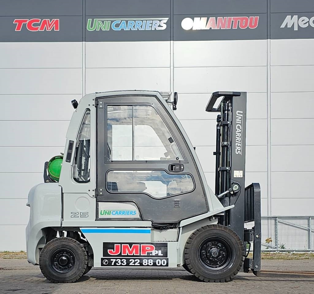 UniCarriers U1D2A25LQ DX25 - Empilhadeira a gás: foto 4 UniCarriers U1D2A25LQ DX25 - Empilhadeira a gás: foto 4