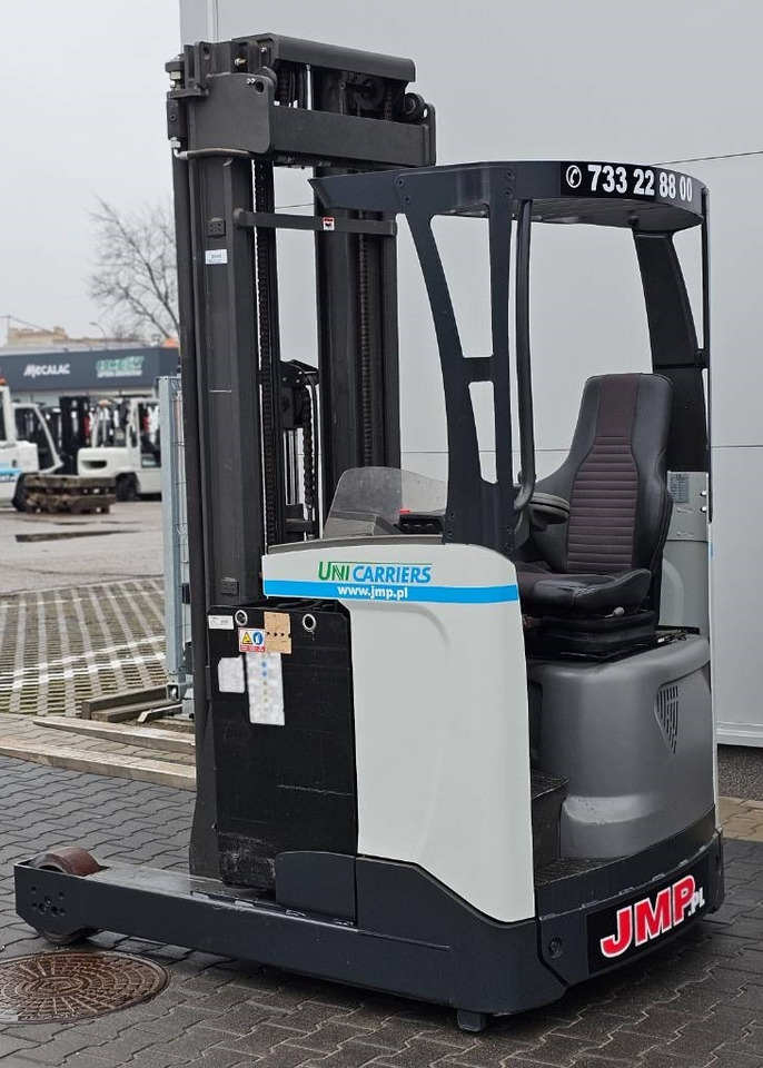UniCarriers UMS 200 DTFVRG630 - Empilhador retráctil: foto 2 UniCarriers UMS 200 DTFVRG630 - Empilhador retráctil: foto 2