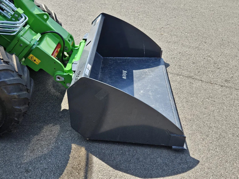 Avant 135cm Grondbak xvieuw - Balde de Máquina agrícola: foto 4 Avant 135cm Grondbak xvieuw - Balde de Máquina agrícola: foto 4