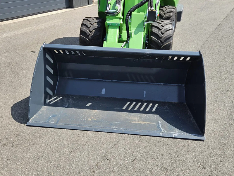 Avant 160cm Grondbak - Balde de Máquina agrícola: foto 2 Avant 160cm Grondbak - Balde de Máquina agrícola: foto 2