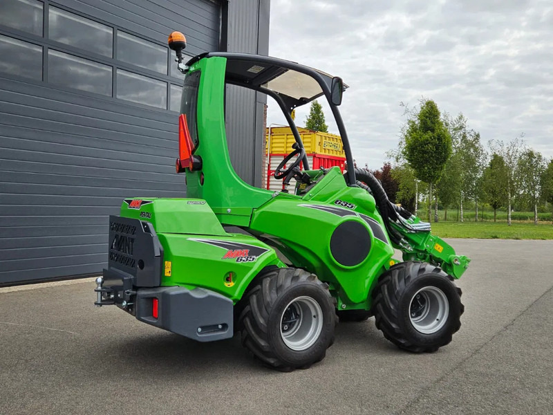 Mini carregadeira de esteiras Avant 635i Rental mini-shovel: foto 9