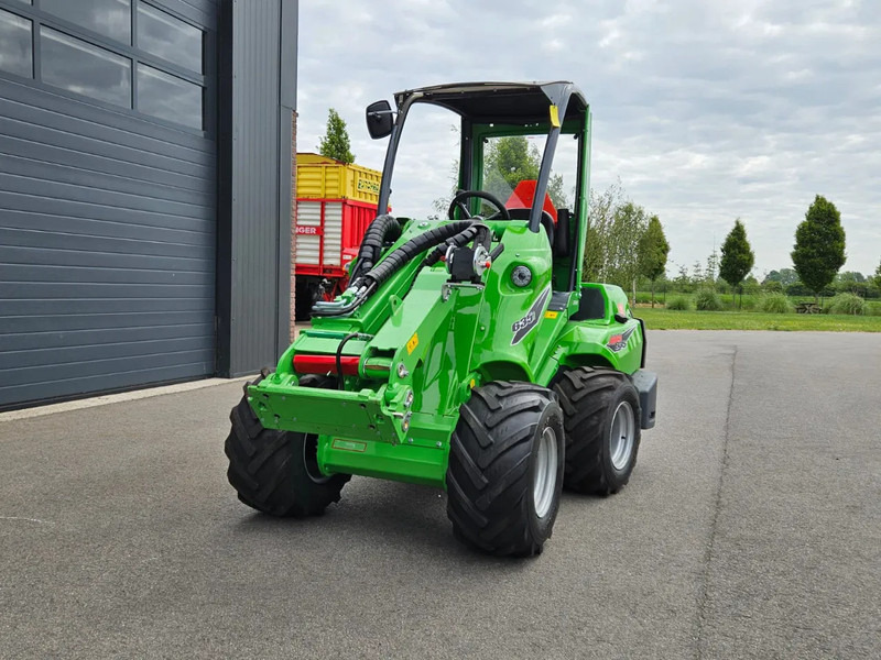 Mini carregadeira de esteiras Avant 635i Rental mini-shovel: foto 8