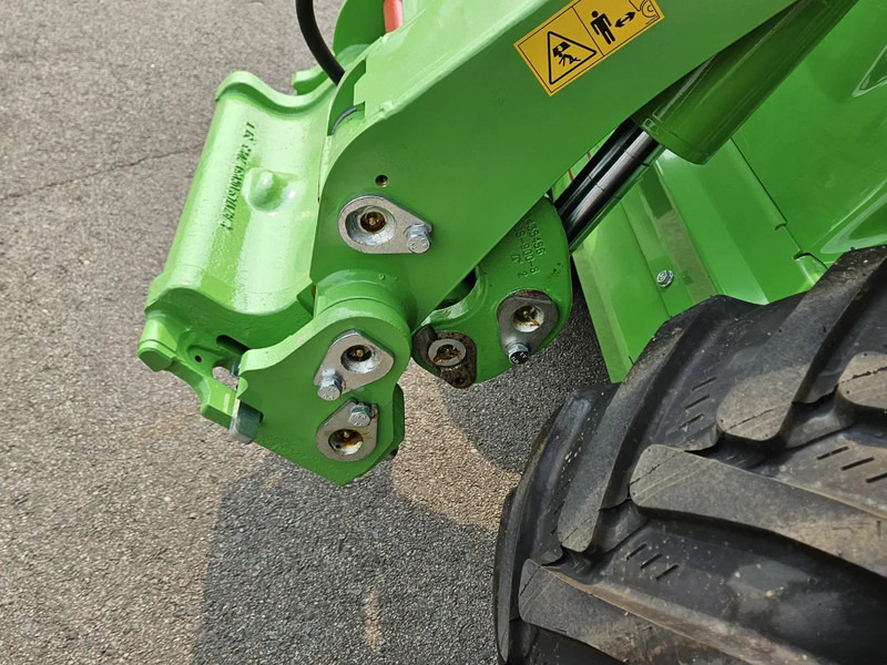 Mini carregadeira de esteiras Avant E527 TDL+ mini-shovel: foto 16