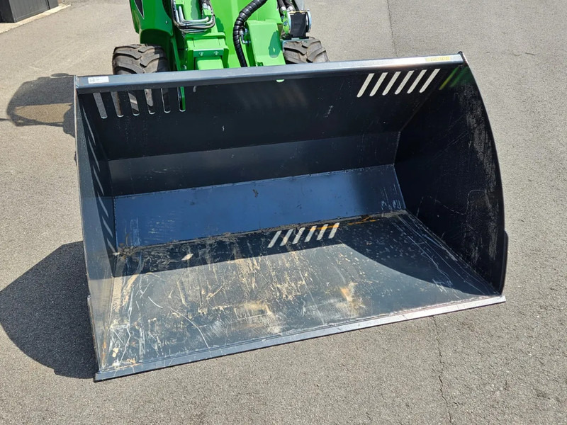 Avant Volumebak 160cm - Equipamento de Máquina agrícola: foto 1 Avant Volumebak 160cm - Equipamento de Máquina agrícola: foto 1