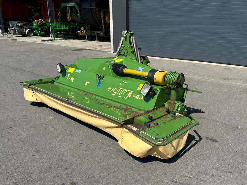 Krone Easy Cut 32 CV F - Gadanheira: foto 1 Krone Easy Cut 32 CV F - Gadanheira: foto 1