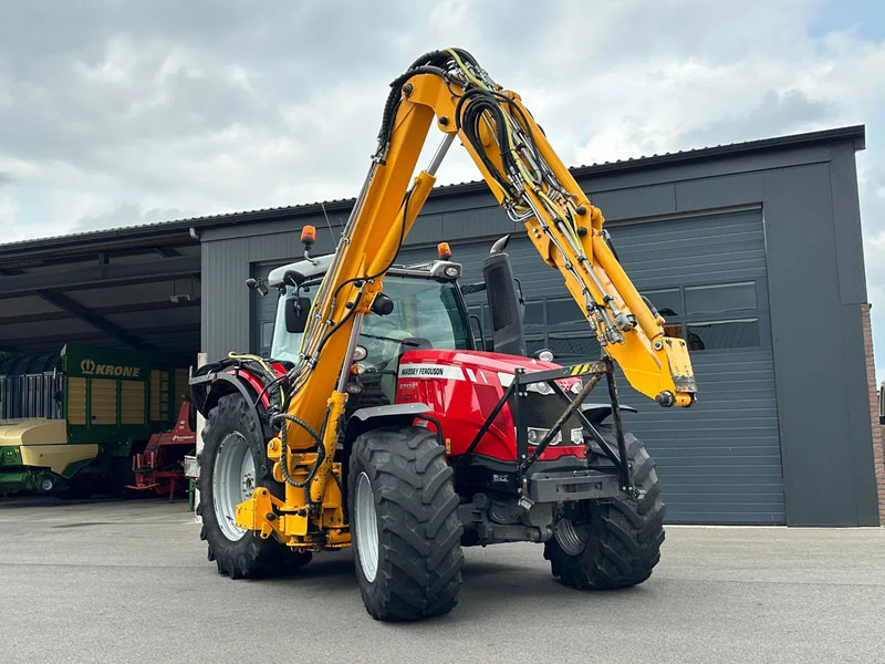 Massey Ferguson 6713S Dyna 6 - Trator: foto 1 Massey Ferguson 6713S Dyna 6 - Trator: foto 1