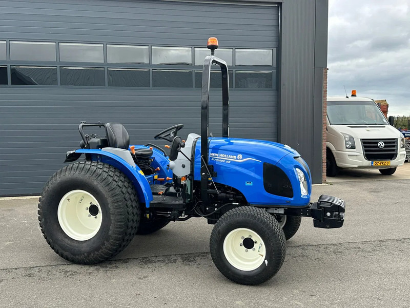 New Holland Boomer 55 - Mini trator: foto 2 New Holland Boomer 55 - Mini trator: foto 2