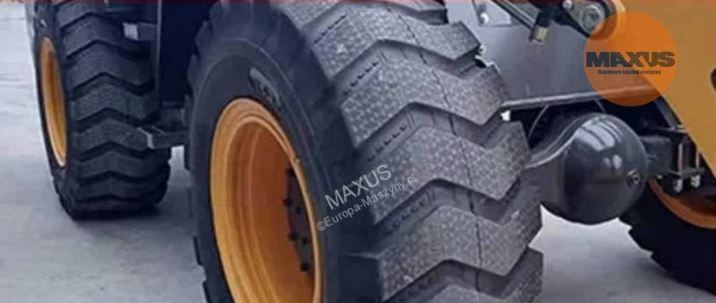 Maxus Maxus Bobcat Loader 4x4 - Carregadeira de rodas: foto 3 Maxus Maxus Bobcat Loader 4x4 - Carregadeira de rodas: foto 3