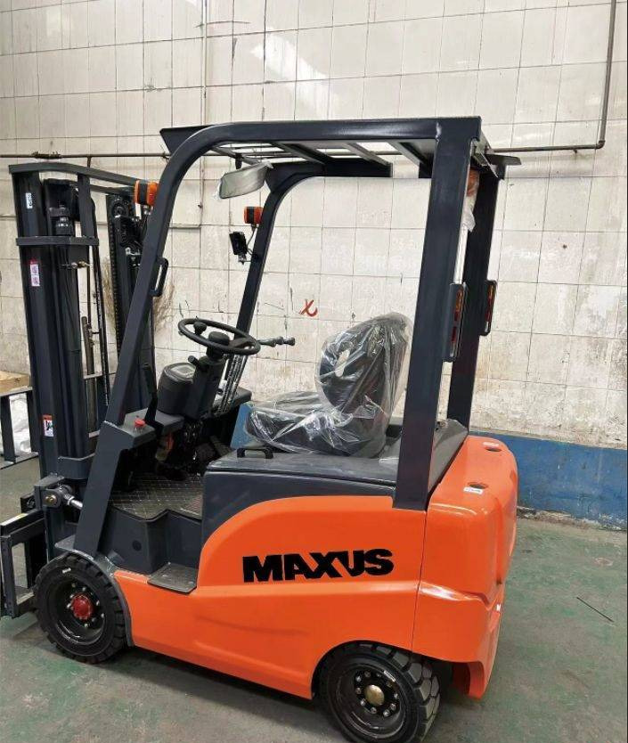Locação de  NEW MAXUS 25 TON Tipper Trailer Warranty up to 10 YEARS | НОВА прицепа 25 ТОН Вивантажувач MAXUS Гарантія до 10 РОКІВ NEW MAXUS 25 TON Tipper Trailer Warranty up to 10 YEARS | НОВА прицепа 25 ТОН Вивантажувач MAXUS Гарантія до 10 РОКІВ: foto 8