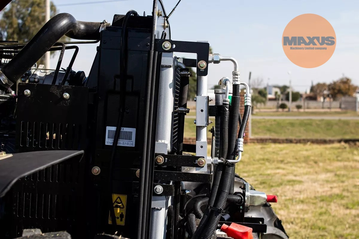 NEW MAXUS X130 HP 4x4 Tractor Warranty | НОВИЙ MAXUS X130 К.с. 4x4 Трактор Гарантія - Trator: foto 4 NEW MAXUS X130 HP 4x4 Tractor Warranty | НОВИЙ MAXUS X130 К.с. 4x4 Трактор Гарантія - Trator: foto 4