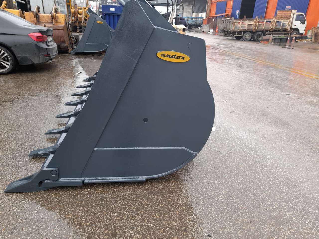 Doosan - Balde para carregadeiras de Máquina de construção: foto 5 Doosan - Balde para carregadeiras de Máquina de construção: foto 5
