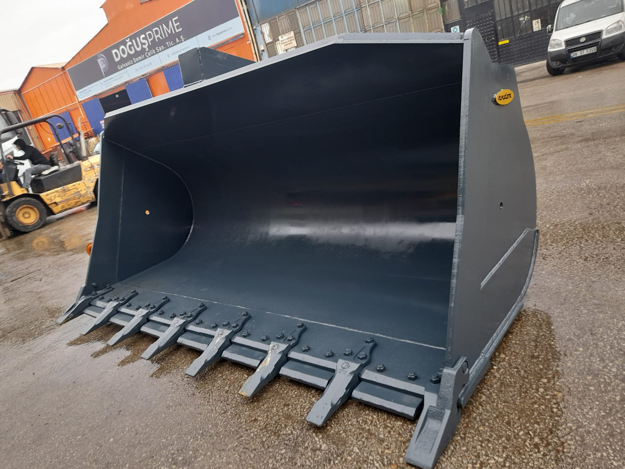Doosan - Balde para carregadeiras de Máquina de construção: foto 1 Doosan - Balde para carregadeiras de Máquina de construção: foto 1
