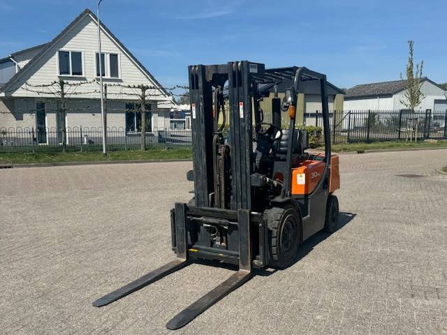 Doosan D30 Plus - Empilhadeira a diesel: foto 5 Doosan D30 Plus - Empilhadeira a diesel: foto 5