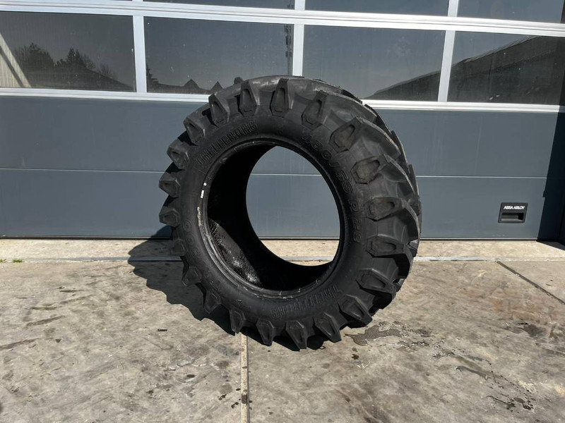Trelleborg 480/65 R28 new - Jantes e pneus de Máquina agrícola: foto 2 Trelleborg 480/65 R28 new - Jantes e pneus de Máquina agrícola: foto 2