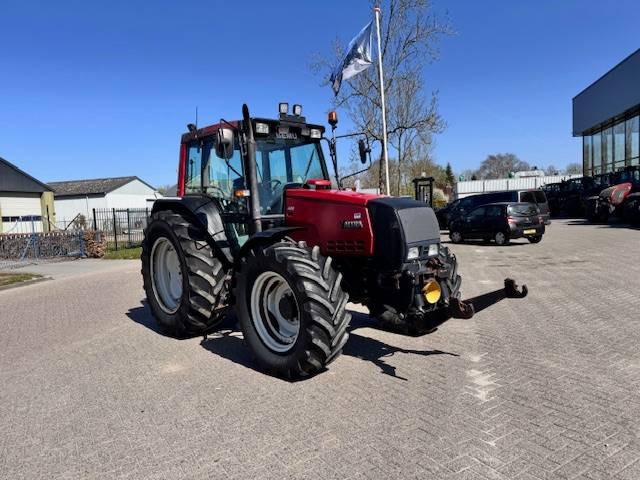 Trator Valtra 6400, Luchtremmen, Fronthef, Frontaftakas: foto 11