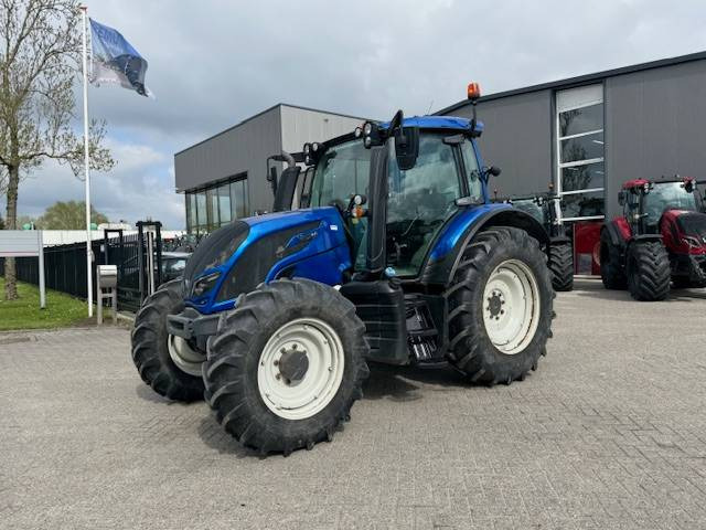 Valtra N134 Versu Smart Touch, GPS - Trator: foto 4 Valtra N134 Versu Smart Touch, GPS - Trator: foto 4