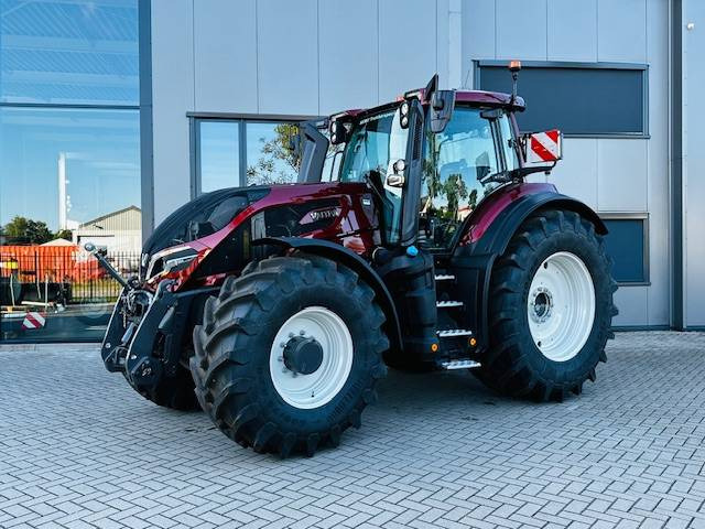 Locação de Valtra Q305 DEMO Super Compleet! Valtra Q305 DEMO Super Compleet!: foto 18