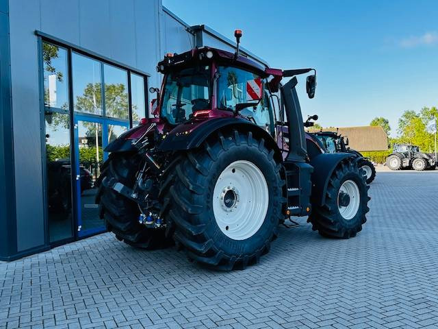 Locação de Valtra Q305 DEMO Super Compleet! Valtra Q305 DEMO Super Compleet!: foto 12