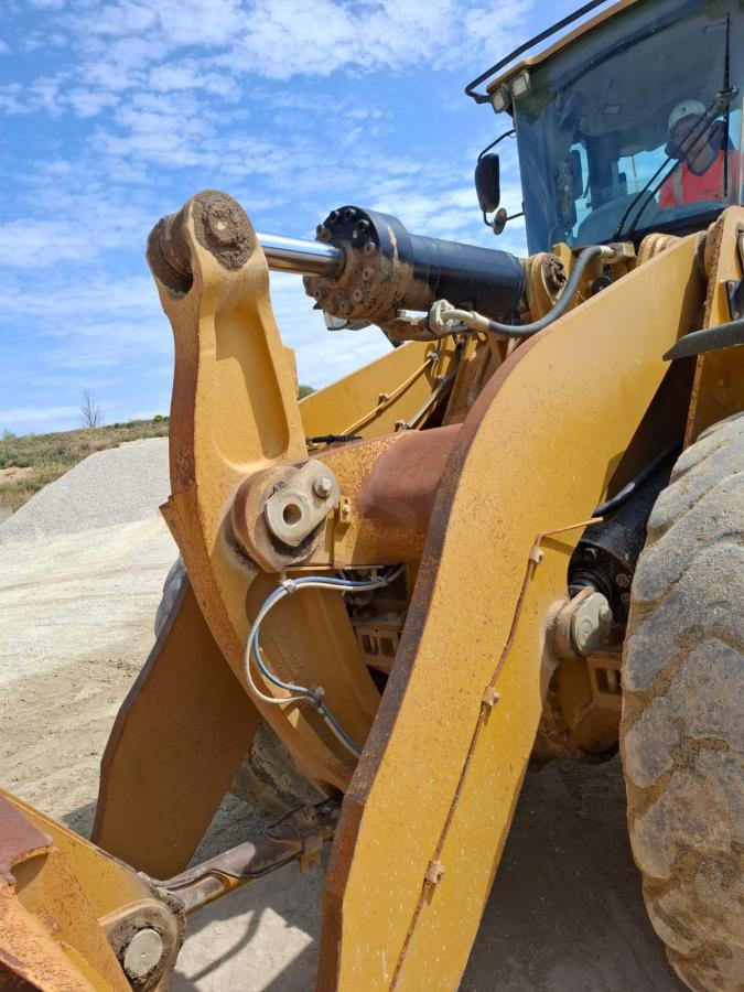 Locação de Caterpillar 972K Caterpillar 972K: foto 22