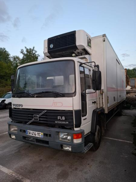 Volvo FL6 - Caminhão frigorífico: foto 4 Volvo FL6 - Caminhão frigorífico: foto 4