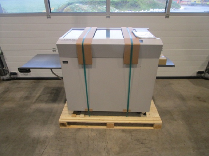 AUTOMATISCHES SCHNEIDSYSTEM UCHIDA AEROCUT ONE - Máquina de corte de papel: foto 1 AUTOMATISCHES SCHNEIDSYSTEM UCHIDA AEROCUT ONE - Máquina de corte de papel: foto 1