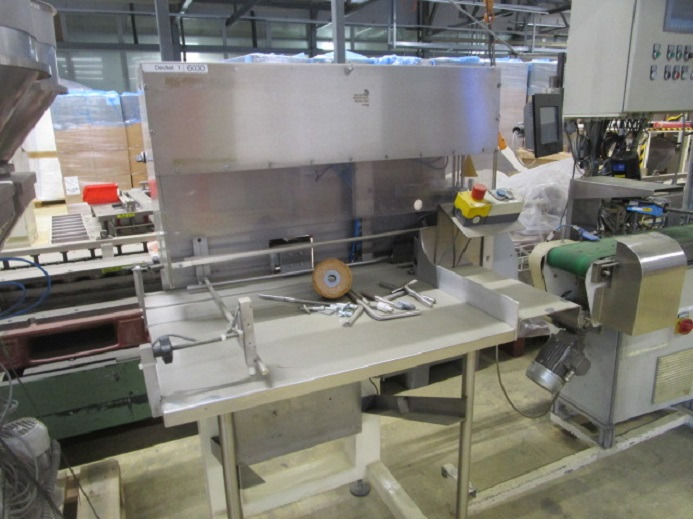 DECKEL ETIKETTIER ANLAGE (Zweckform mit Schleuter Etiketenspender) - Máquina de embalagem: foto 2 DECKEL ETIKETTIER ANLAGE (Zweckform mit Schleuter Etiketenspender) - Máquina de embalagem: foto 2