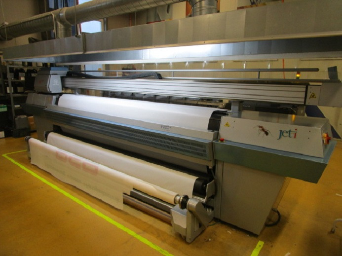 GROSSFORMATDRUCKER AGFA JETI 3324 SL BASE SOLVENT RTR (roll to roll) 6C (DRUCKT AUF PLACHEN, PLANEN, STOFFBANNER & VERSCHIEDENE MATERIALIEN) - Máquina de impressão digital: foto 1 GROSSFORMATDRUCKER AGFA JETI 3324 SL BASE SOLVENT RTR (roll to roll) 6C (DRUCKT AUF PLACHEN, PLANEN, STOFFBANNER & VERSCHIEDENE MATERIALIEN) - Máquina de impressão digital: foto 1