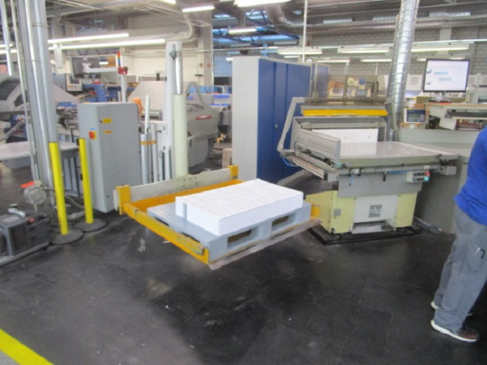 POLAR 137 ED-AT - Máquina de corte de papel: foto 3 POLAR 137 ED-AT - Máquina de corte de papel: foto 3