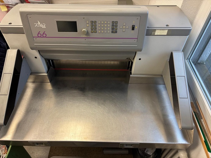 POLAR 66 - Máquina de corte de papel: foto 2 POLAR 66 - Máquina de corte de papel: foto 2