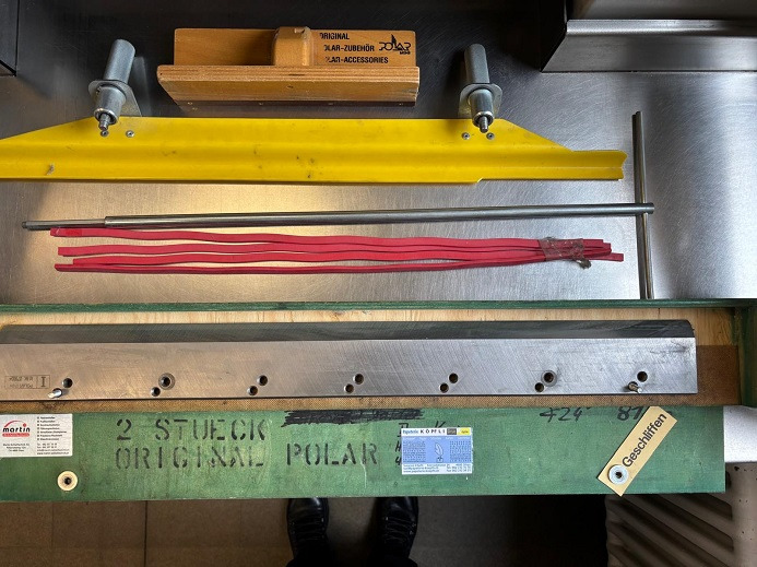 POLAR 66 - Máquina de corte de papel: foto 5 POLAR 66 - Máquina de corte de papel: foto 5