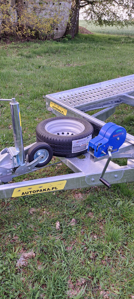 Locação de  LAWETA Z NAJAZDAMI NA 2 AUTA 8,5x2M DMC 3500, 3 OSIE / CAR TRANSPORTER WITH RAMPS FOR 2 CARS 8.5x2M DMC 3500, 3 AXLES LAWETA Z NAJAZDAMI NA 2 AUTA 8,5x2M DMC 3500, 3 OSIE / CAR TRANSPORTER WITH RAMPS FOR 2 CARS 8.5x2M DMC 3500, 3 AXLES: foto 13