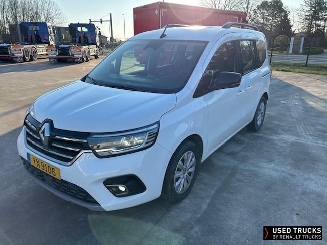 Renault Trucks Kangoo - Tractor: foto 1 Renault Trucks Kangoo - Tractor: foto 1