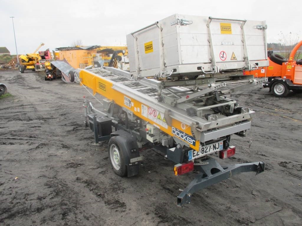 Böcker Junior HD21/0-6 - Plataforma de elevaçao rebocável: foto 4 Böcker Junior HD21/0-6 - Plataforma de elevaçao rebocável: foto 4