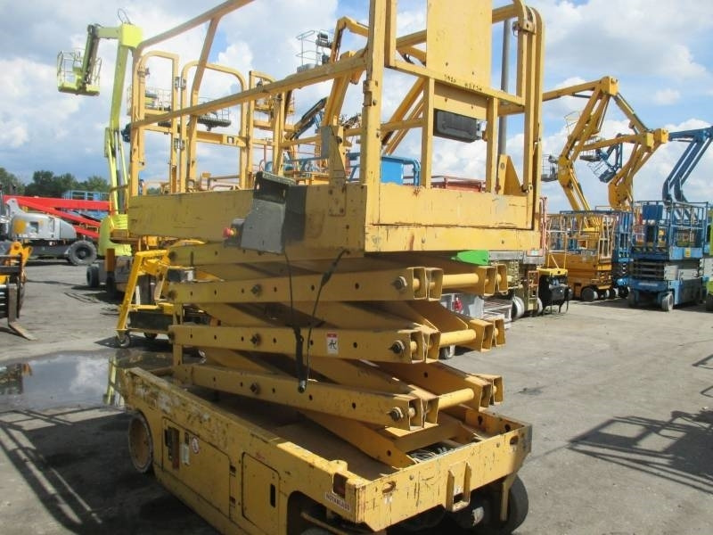 Genie GS 2646 - Plataforma de Tijera/ Plataforma de tesoura: foto 4 Genie GS 2646 - Plataforma de Tijera/ Plataforma de tesoura: foto 4