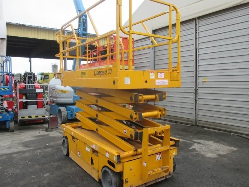 Haulotte Compact 10 - Plataforma de Tijera/ Plataforma de tesoura: foto 5 Haulotte Compact 10 - Plataforma de Tijera/ Plataforma de tesoura: foto 5