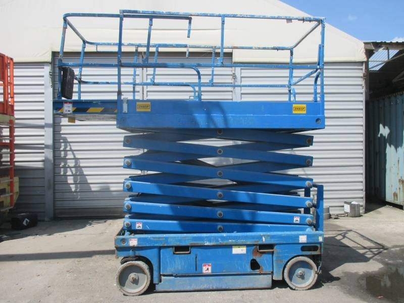 Haulotte Compact 14 - Plataforma de Tijera/ Plataforma de tesoura: foto 1 Haulotte Compact 14 - Plataforma de Tijera/ Plataforma de tesoura: foto 1