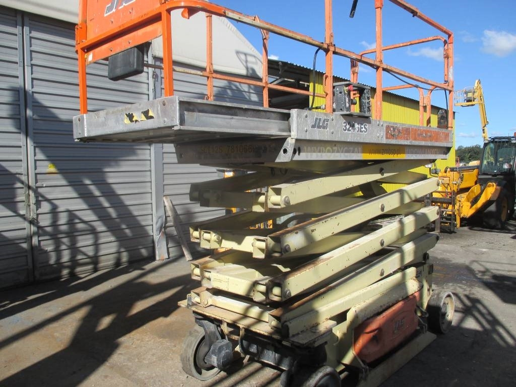 JLG 3246 ES - Plataforma de Tijera/ Plataforma de tesoura: foto 2 JLG 3246 ES - Plataforma de Tijera/ Plataforma de tesoura: foto 2