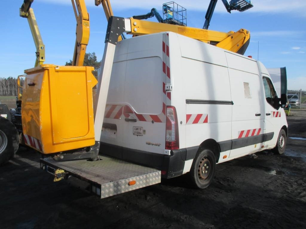 Klubb K32  - Caminhão com plataforma aérea: foto 3 Klubb K32  - Caminhão com plataforma aérea: foto 3