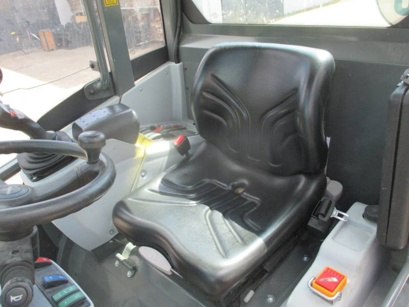 Carregadeira de rodas Kramer 5055e: foto 14