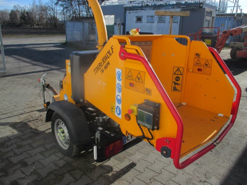 Timberwolf TW160PH - Estilhaçadora de madeira: foto 4 Timberwolf TW160PH - Estilhaçadora de madeira: foto 4