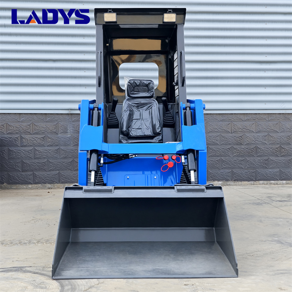 LADYS LA670 Skid Steer Euro 5/Epa Engine Kubota Mini Small Skid Steer Loader For Sale - Mini carregadeira: foto 5 LADYS LA670 Skid Steer Euro 5/Epa Engine Kubota Mini Small Skid Steer Loader For Sale - Mini carregadeira: foto 5