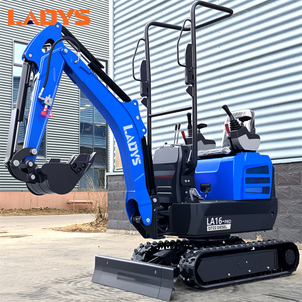 LADYS LA16Pro Mini Excavator Digger Miniexcavadora EPA Kubota Engine Mini Excavator For Sale With Mini Excavator Attachment Set - Mini escavadeira: foto 5 LADYS LA16Pro Mini Excavator Digger Miniexcavadora EPA Kubota Engine Mini Excavator For Sale With Mini Excavator Attachment Set - Mini escavadeira: foto 5