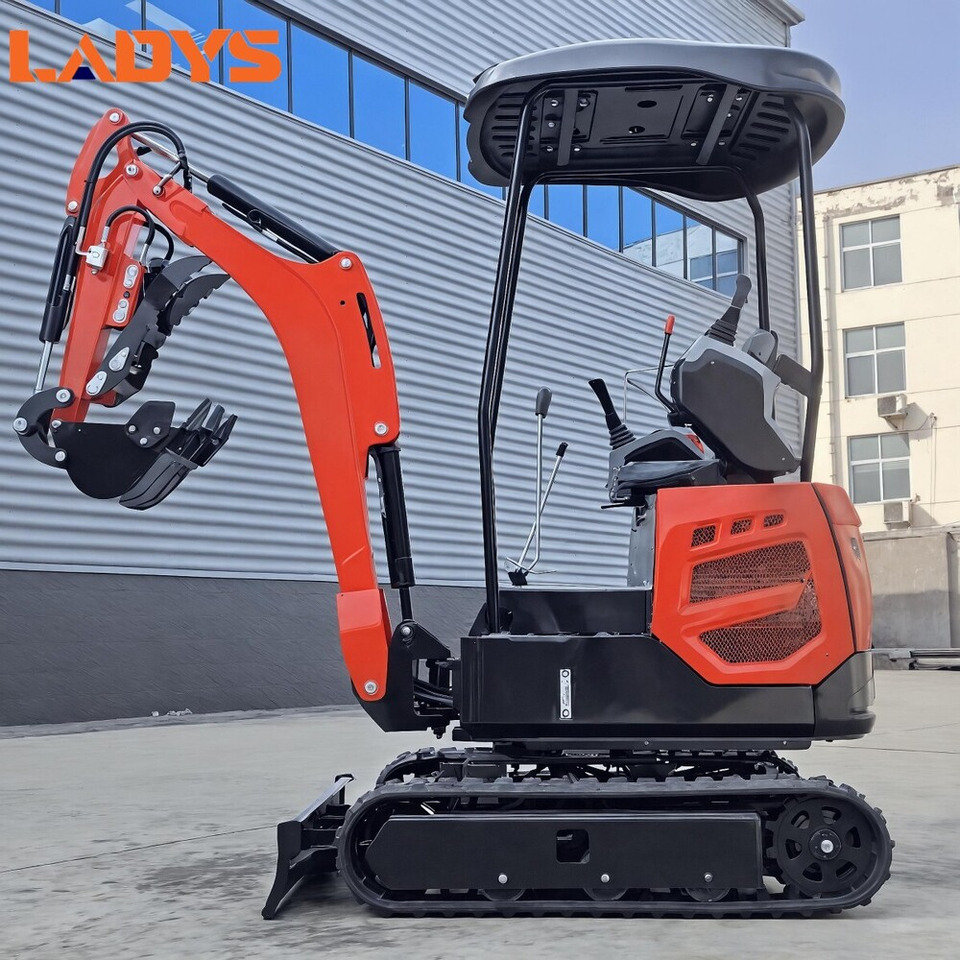 LADYS Mini Excavator Digger Miniexcavadora EPA Kubota Engine Chinese LADYS DY18 Mini Excavator For Sale With Mini Excavator Attachment Set - Mini escavadeira: foto 3 LADYS Mini Excavator Digger Miniexcavadora EPA Kubota Engine Chinese LADYS DY18 Mini Excavator For Sale With Mini Excavator Attachment Set - Mini escavadeira: foto 3
