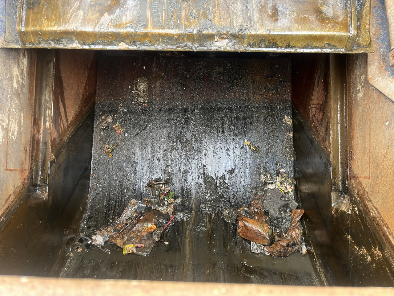 MERCEDES-BENZ Econic 2630 2 camber - Caminhão de lixo: foto 5 MERCEDES-BENZ Econic 2630 2 camber - Caminhão de lixo: foto 5